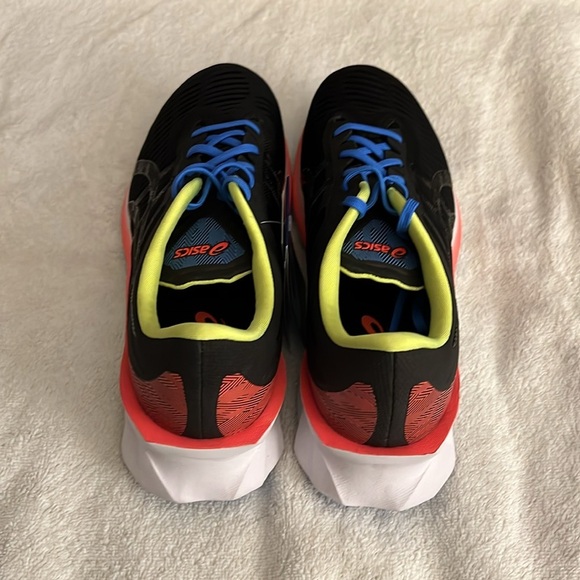 ASICS Women’s Black Athletic running Shoes - Picture 3 of 7